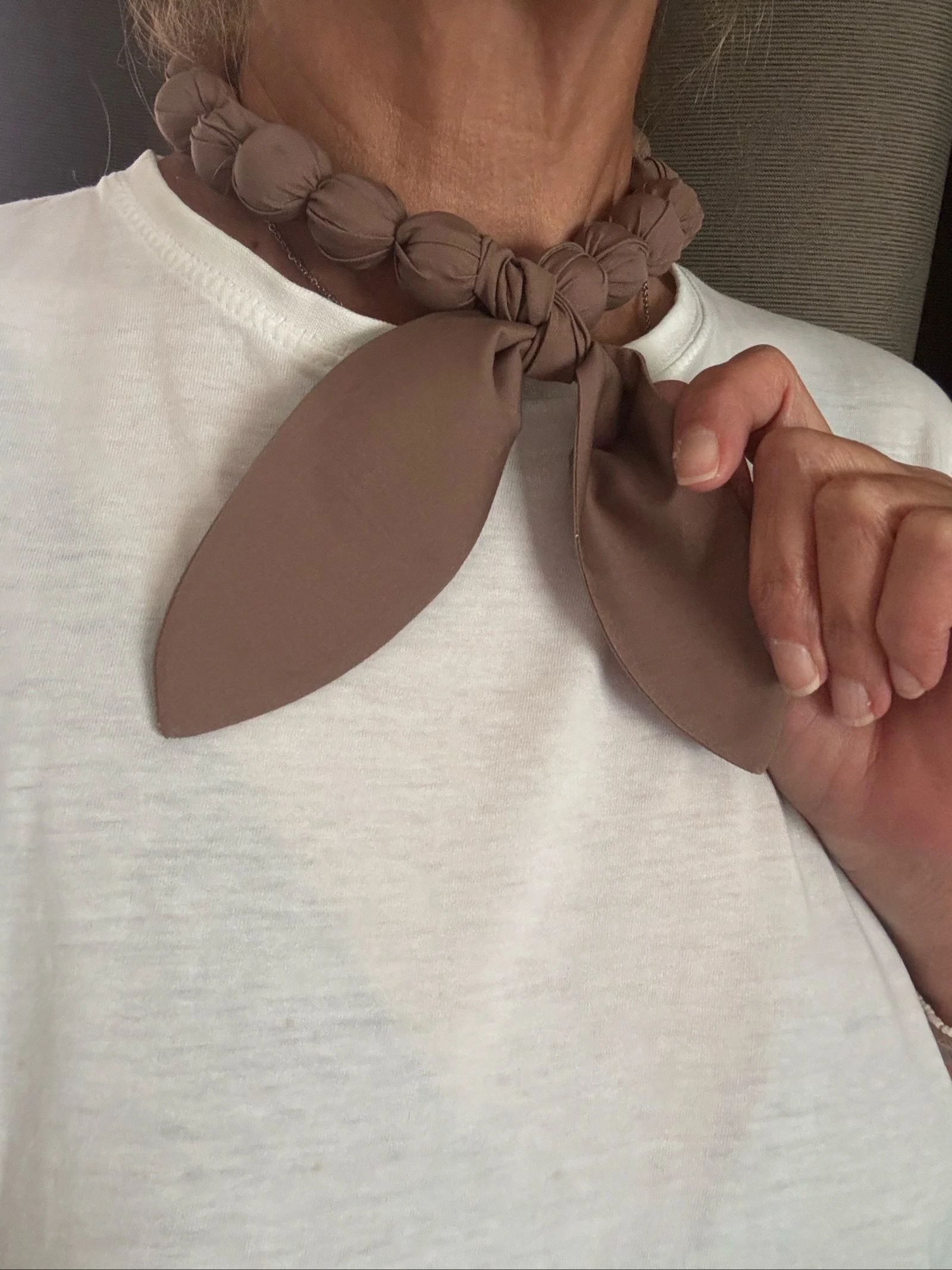 Collar textil anudado pañuelo  – photo 2